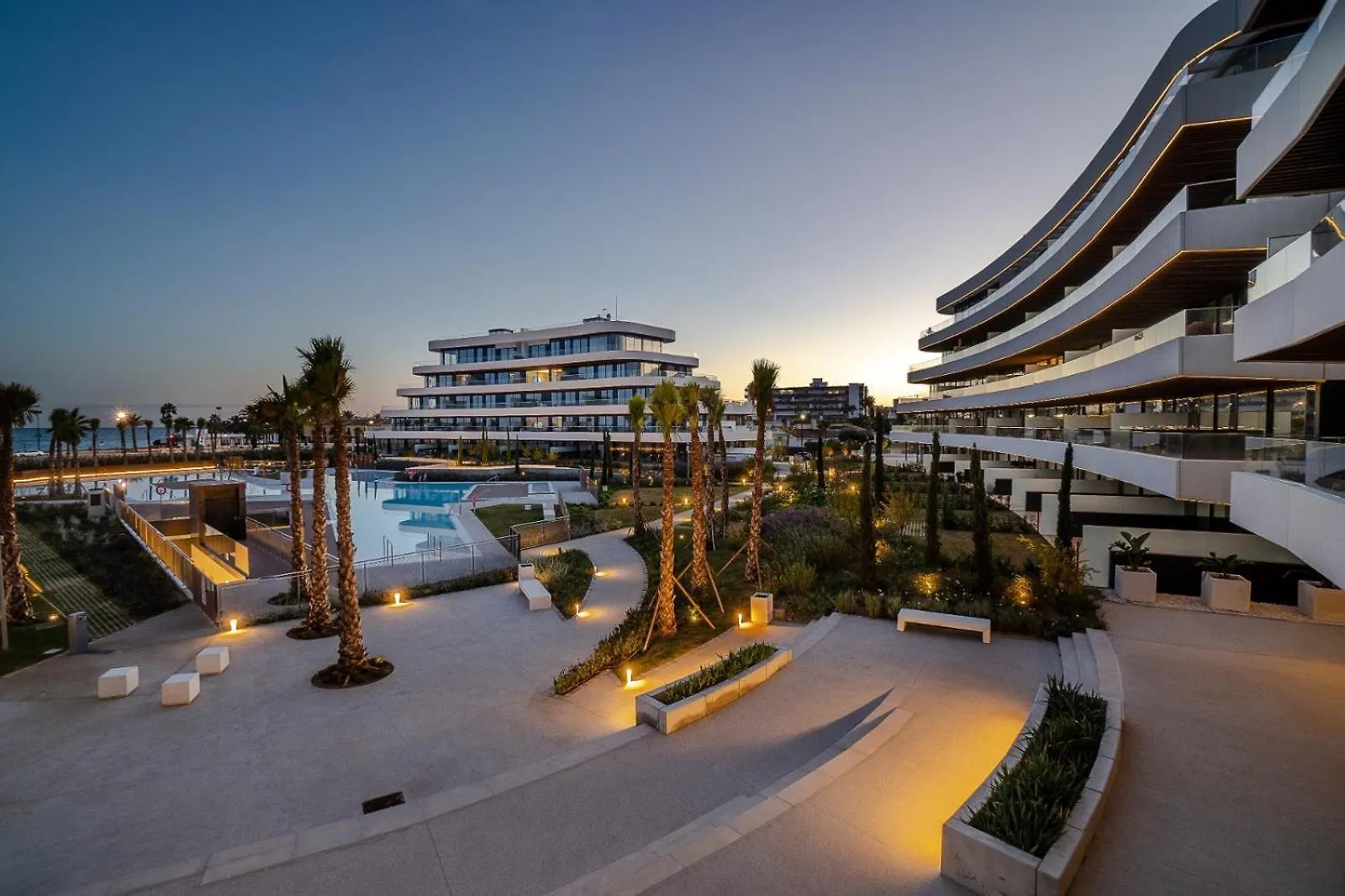 Vivi Homes - Sunset Pool, Sauna, Gym & Beach Torremolinos