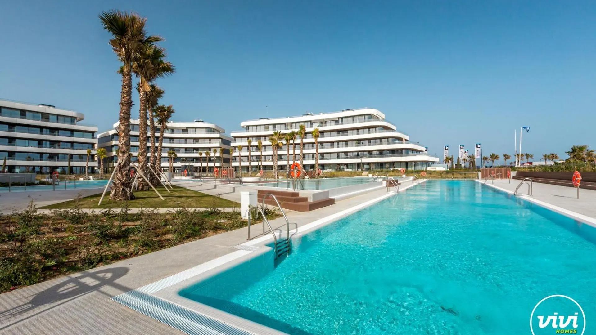 Apartment Vivi Homes - Sunset Pool, Sauna, Gym & Beach Torremolinos Spain
