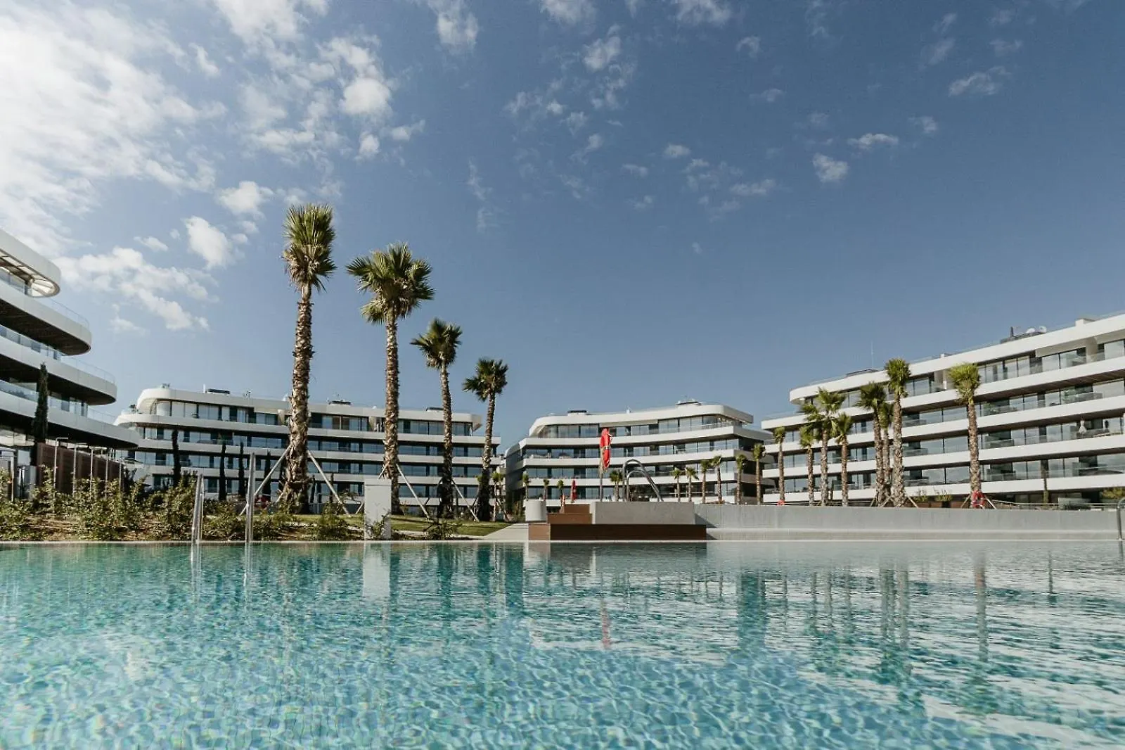 Vivi Homes - Sunset Pool, Sauna, Gym & Beach contacts