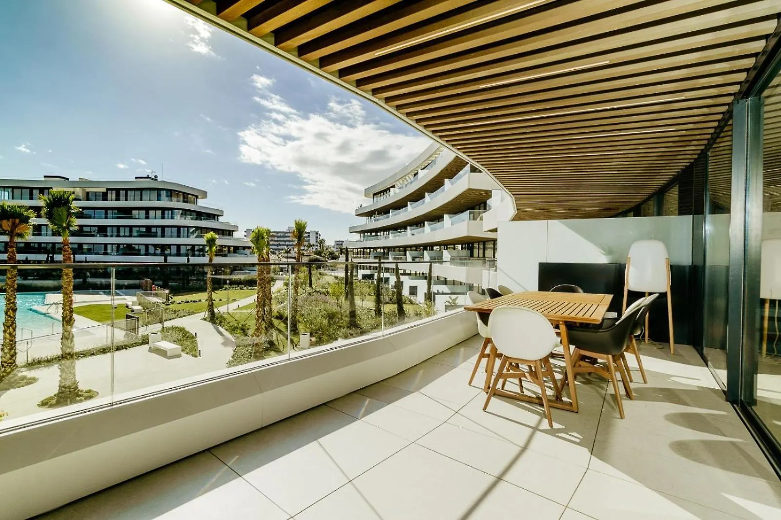 Apartment Vivi Homes - Sunset Pool, Sauna, Gym & Beach Torremolinos